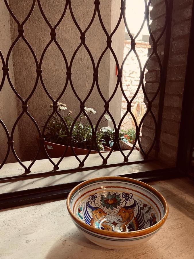 Hotel La Fortezza アッシジ エクステリア 写真