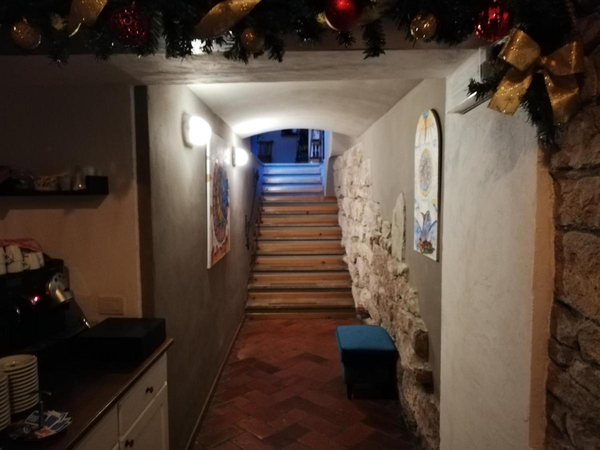 Hotel La Fortezza アッシジ エクステリア 写真